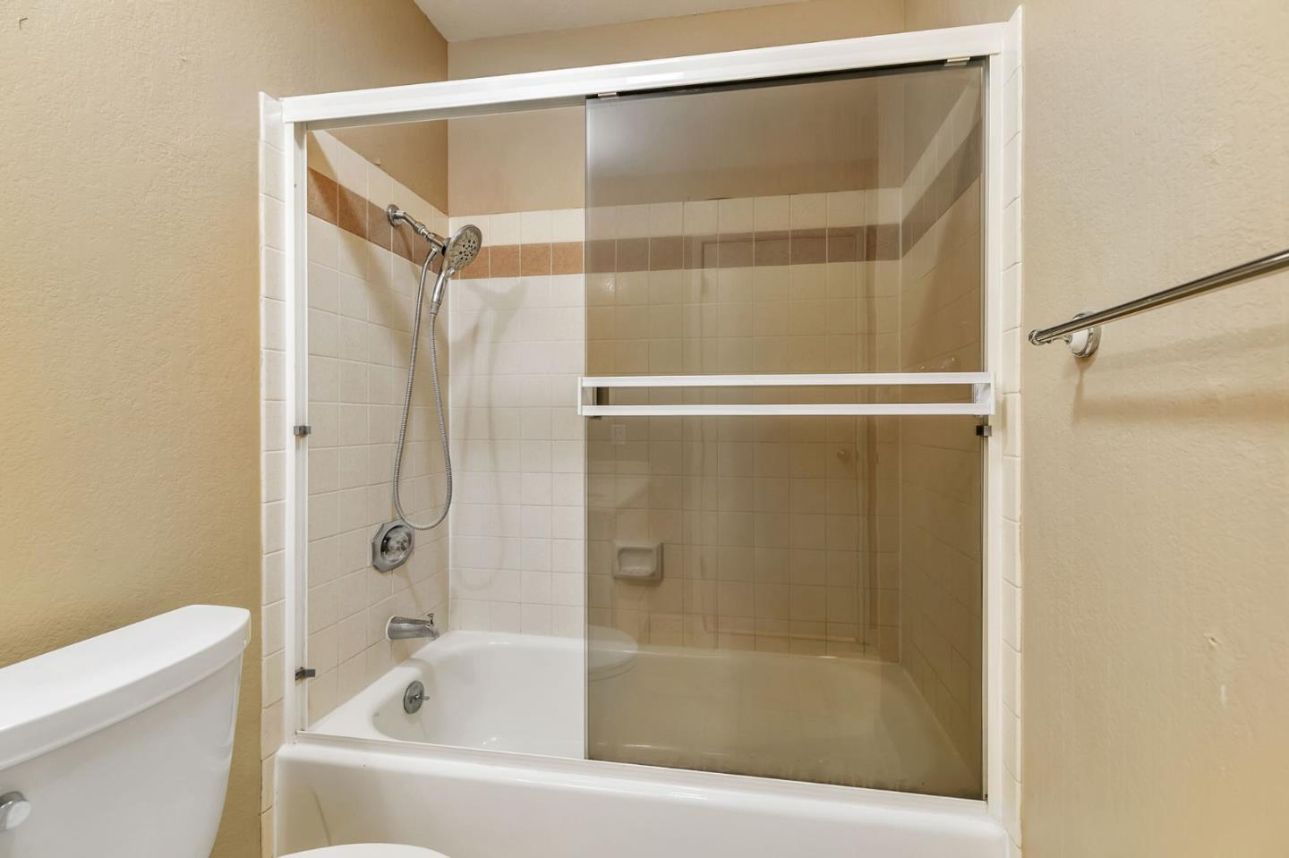 Detail Gallery Image 30 of 41 For 1440 Alma Loop, San Jose,  CA 95125 - 2 Beds | 2 Baths