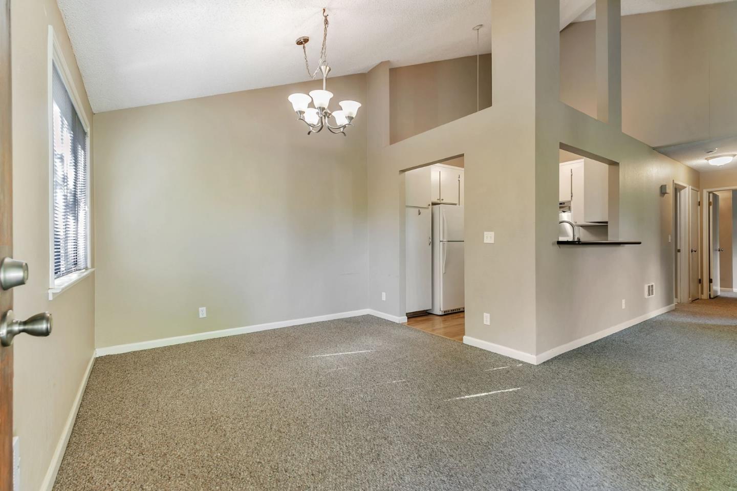 Detail Gallery Image 6 of 41 For 1440 Alma Loop, San Jose,  CA 95125 - 2 Beds | 2 Baths