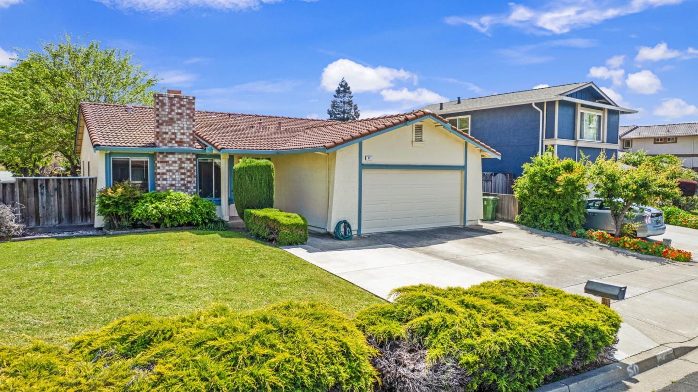 Detail Gallery Image 17 of 25 For 93 Barnes Ln, Fremont,  CA 94536 - 4 Beds | 2 Baths