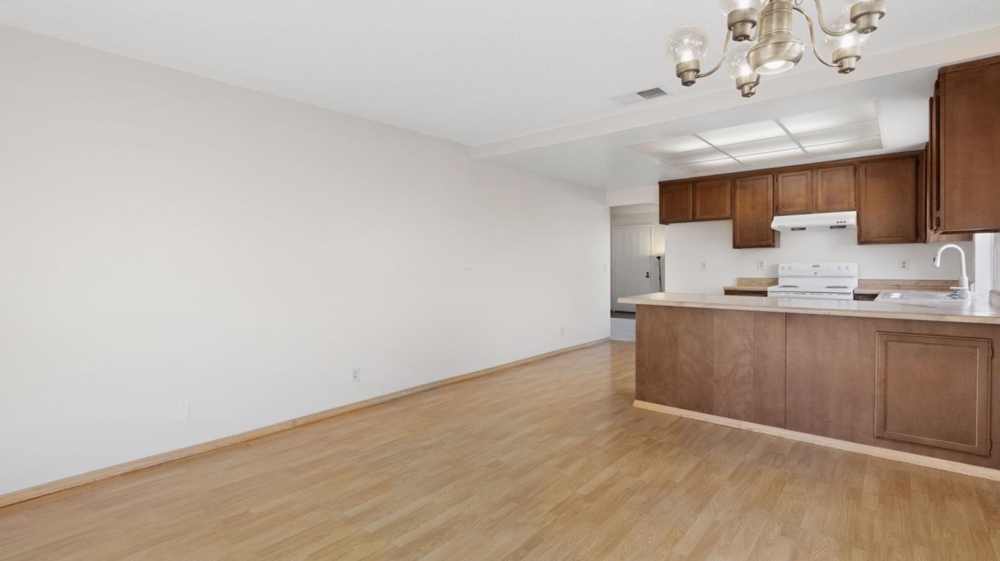 Detail Gallery Image 18 of 25 For 93 Barnes Ln, Fremont,  CA 94536 - 4 Beds | 2 Baths