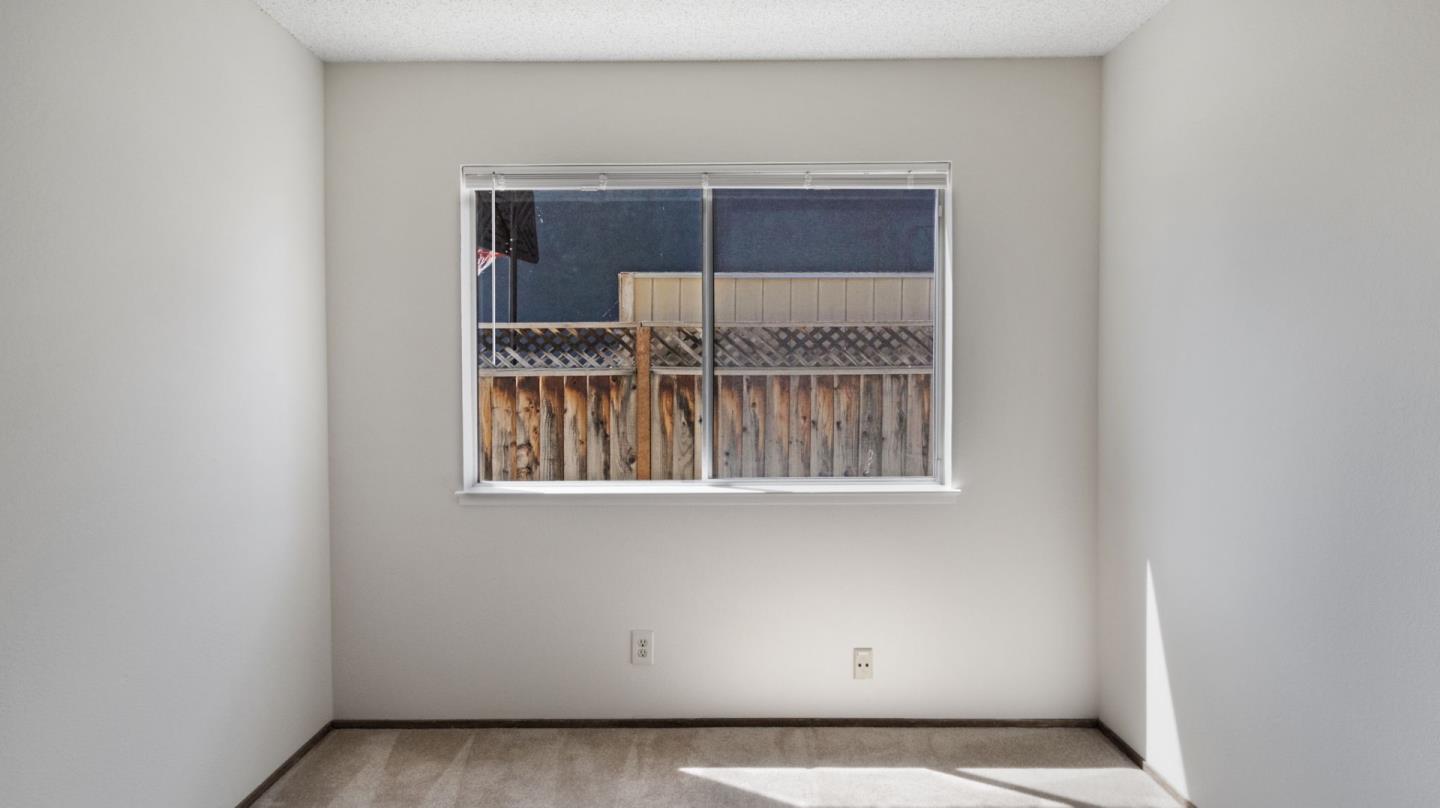 Detail Gallery Image 21 of 25 For 93 Barnes Ln, Fremont,  CA 94536 - 4 Beds | 2 Baths