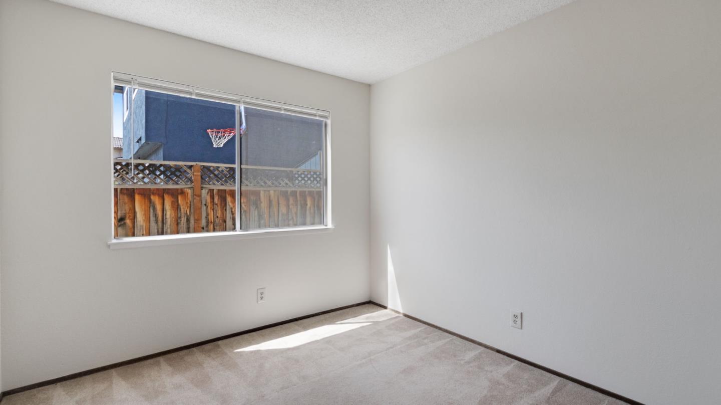 Detail Gallery Image 22 of 25 For 93 Barnes Ln, Fremont,  CA 94536 - 4 Beds | 2 Baths