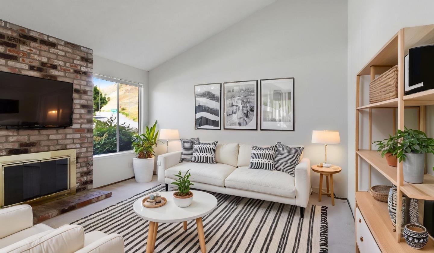 Detail Gallery Image 6 of 25 For 93 Barnes Ln, Fremont,  CA 94536 - 4 Beds | 2 Baths