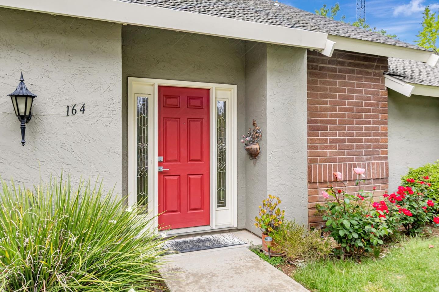 Detail Gallery Image 2 of 57 For 164 Milmar Way, Los Gatos,  CA 95032 - 3 Beds | 2 Baths