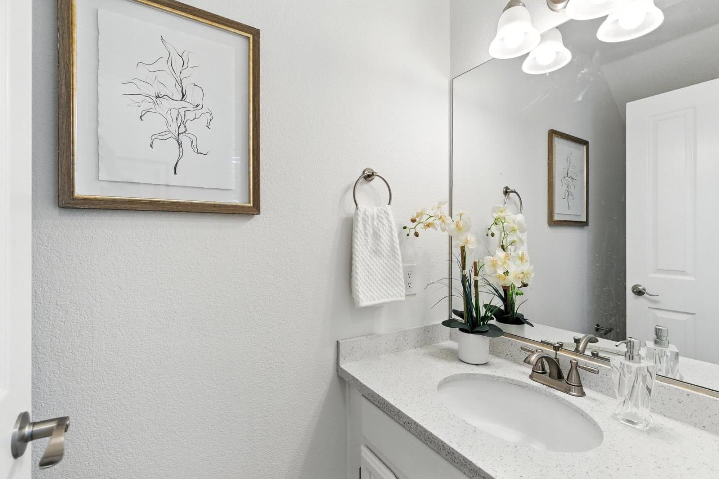Detail Gallery Image 11 of 26 For 113 E Rincon Ave, Campbell,  CA 95008 - 3 Beds | 2/1 Baths