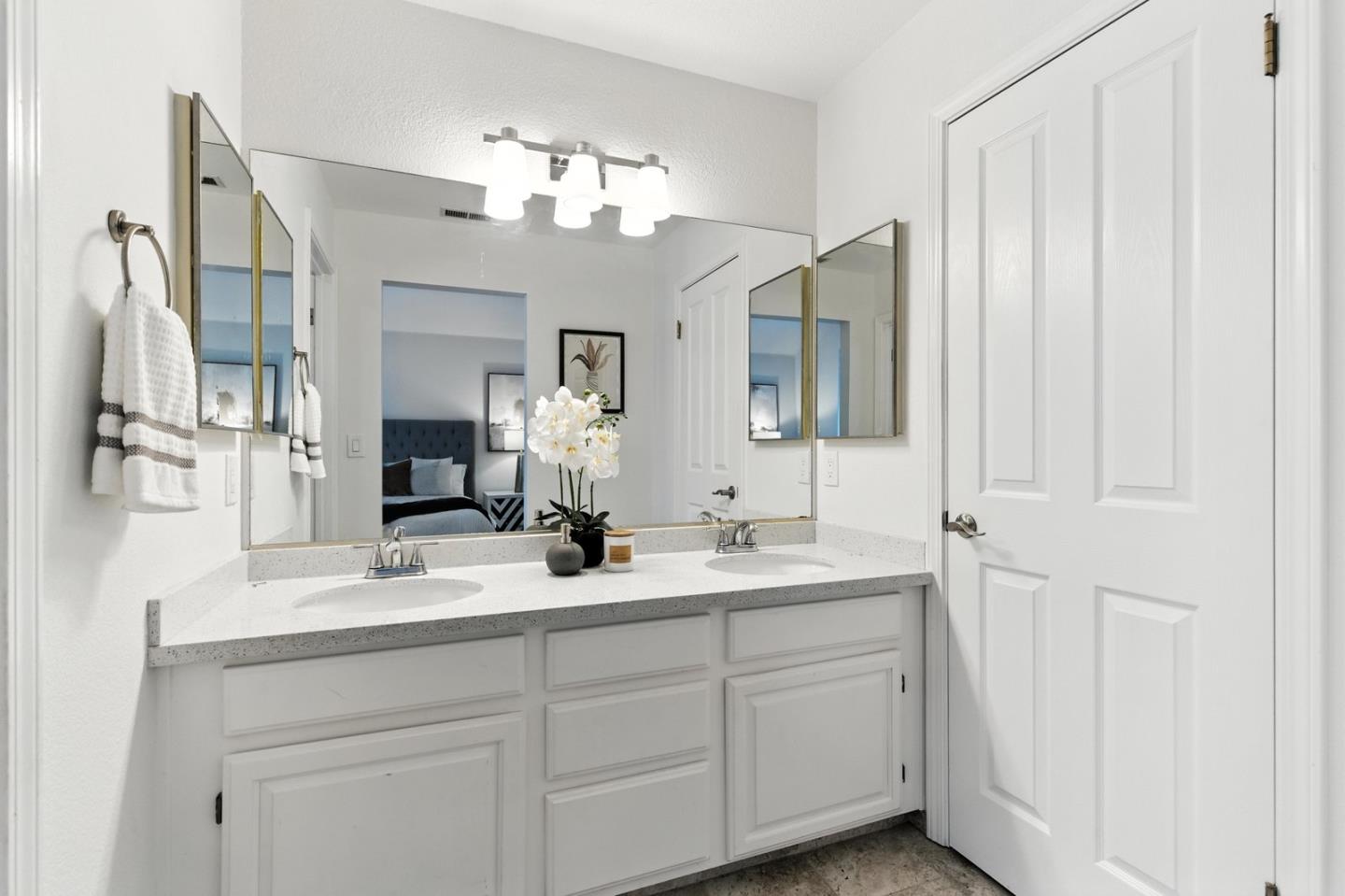 Detail Gallery Image 15 of 26 For 113 E Rincon Ave, Campbell,  CA 95008 - 3 Beds | 2/1 Baths