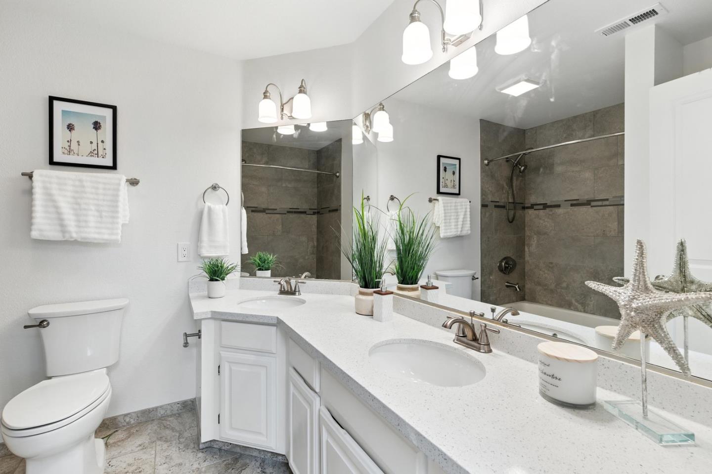 Detail Gallery Image 18 of 26 For 113 E Rincon Ave, Campbell,  CA 95008 - 3 Beds | 2/1 Baths