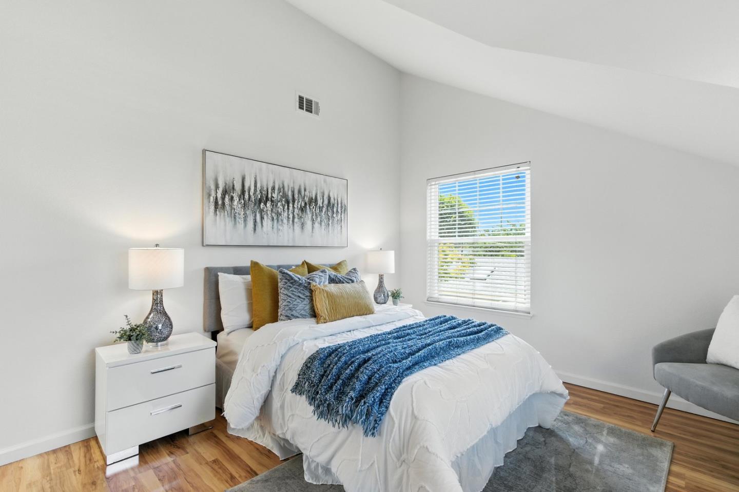 Detail Gallery Image 20 of 26 For 113 E Rincon Ave, Campbell,  CA 95008 - 3 Beds | 2/1 Baths