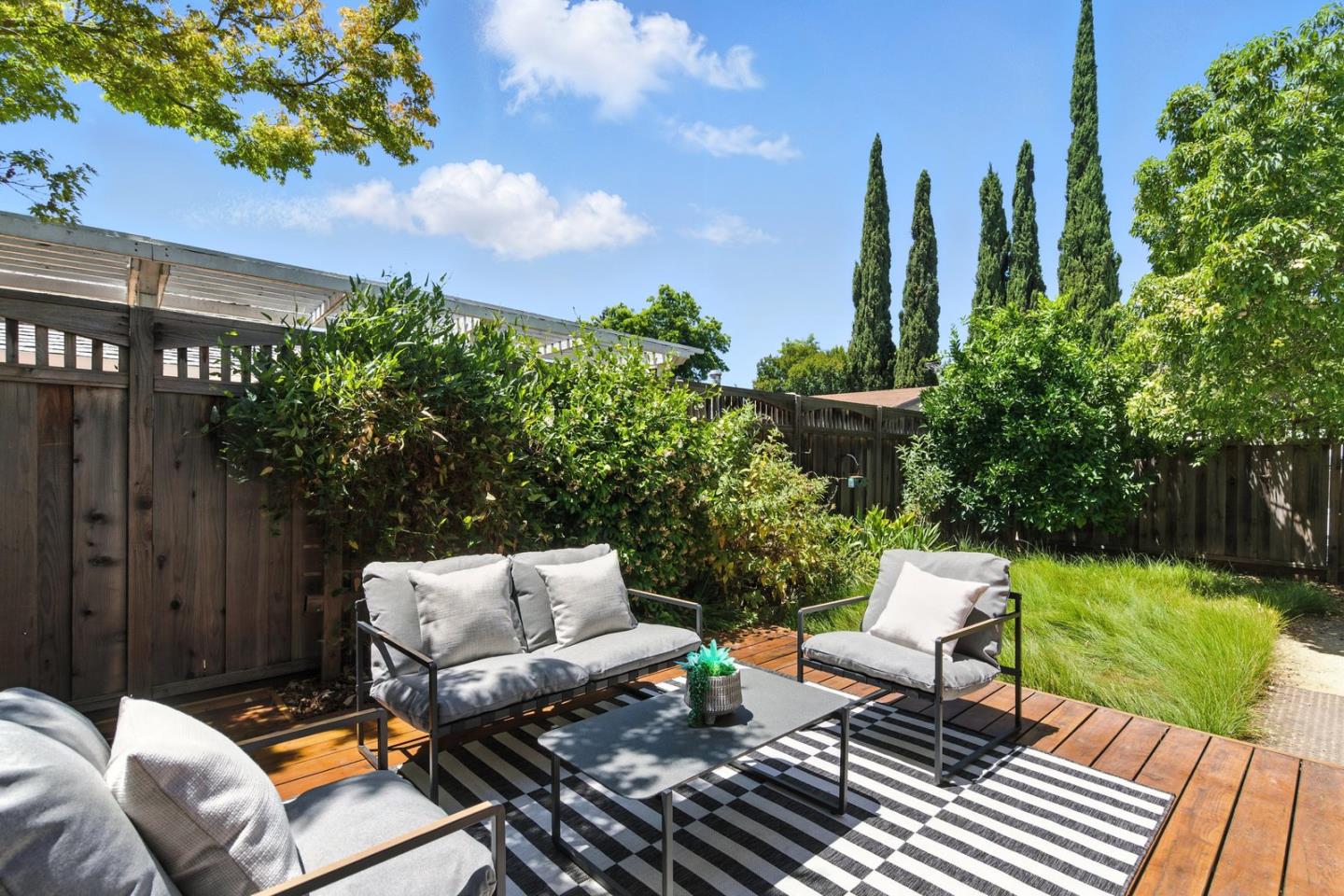 Detail Gallery Image 23 of 26 For 113 E Rincon Ave, Campbell,  CA 95008 - 3 Beds | 2/1 Baths