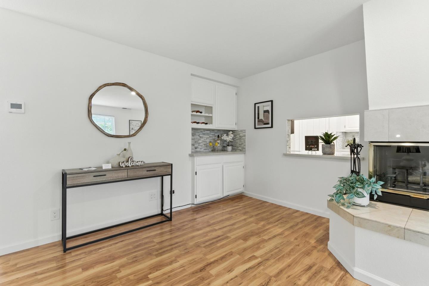 Detail Gallery Image 4 of 26 For 113 E Rincon Ave, Campbell,  CA 95008 - 3 Beds | 2/1 Baths