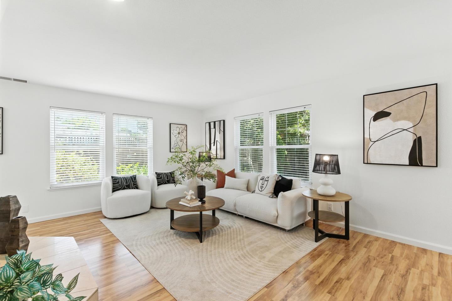 Detail Gallery Image 6 of 26 For 113 E Rincon Ave, Campbell,  CA 95008 - 3 Beds | 2/1 Baths