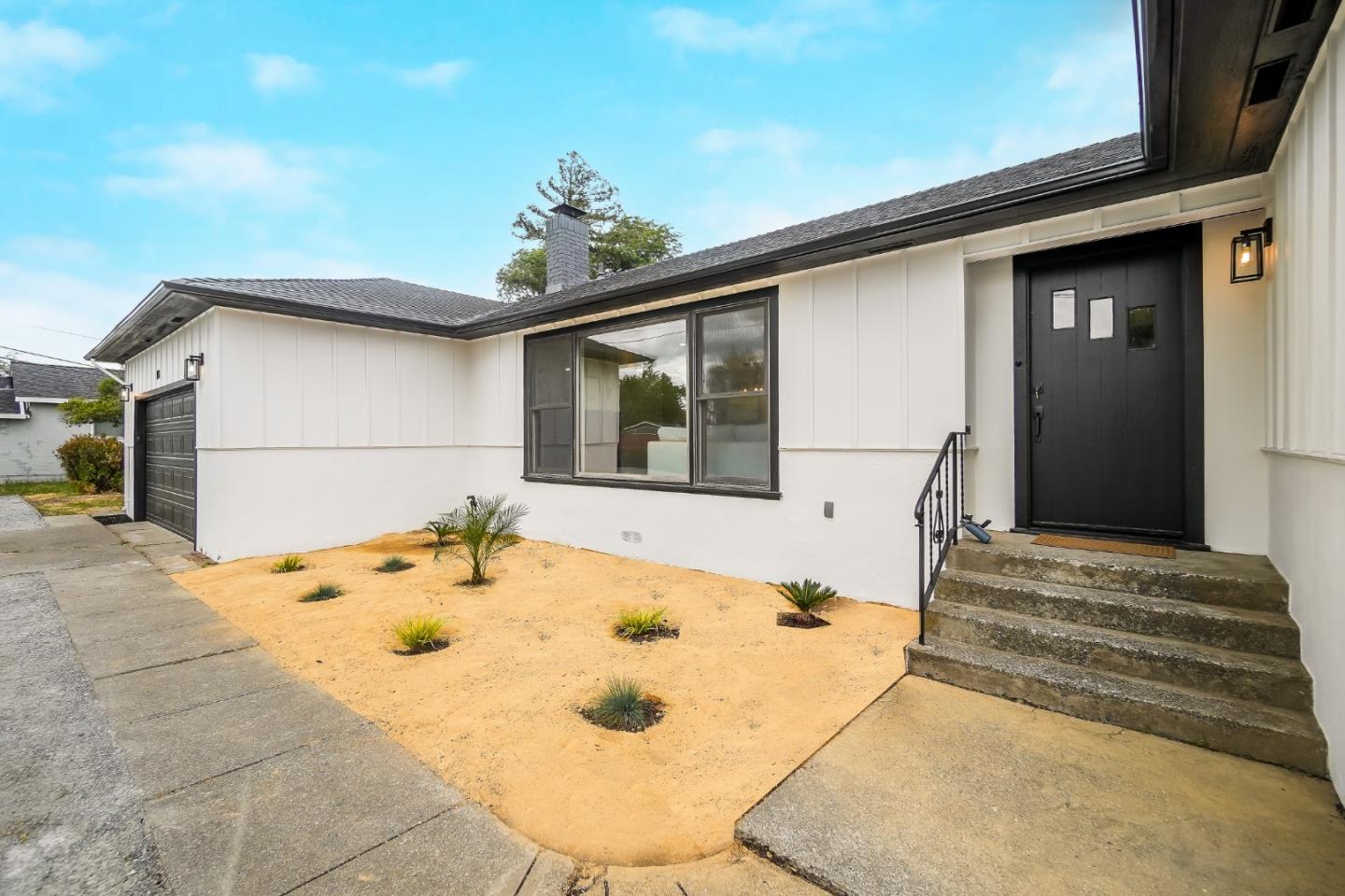 Detail Gallery Image 2 of 30 For 1000 Travis Blvd, Fairfield,  CA 94533 - 3 Beds | 2 Baths