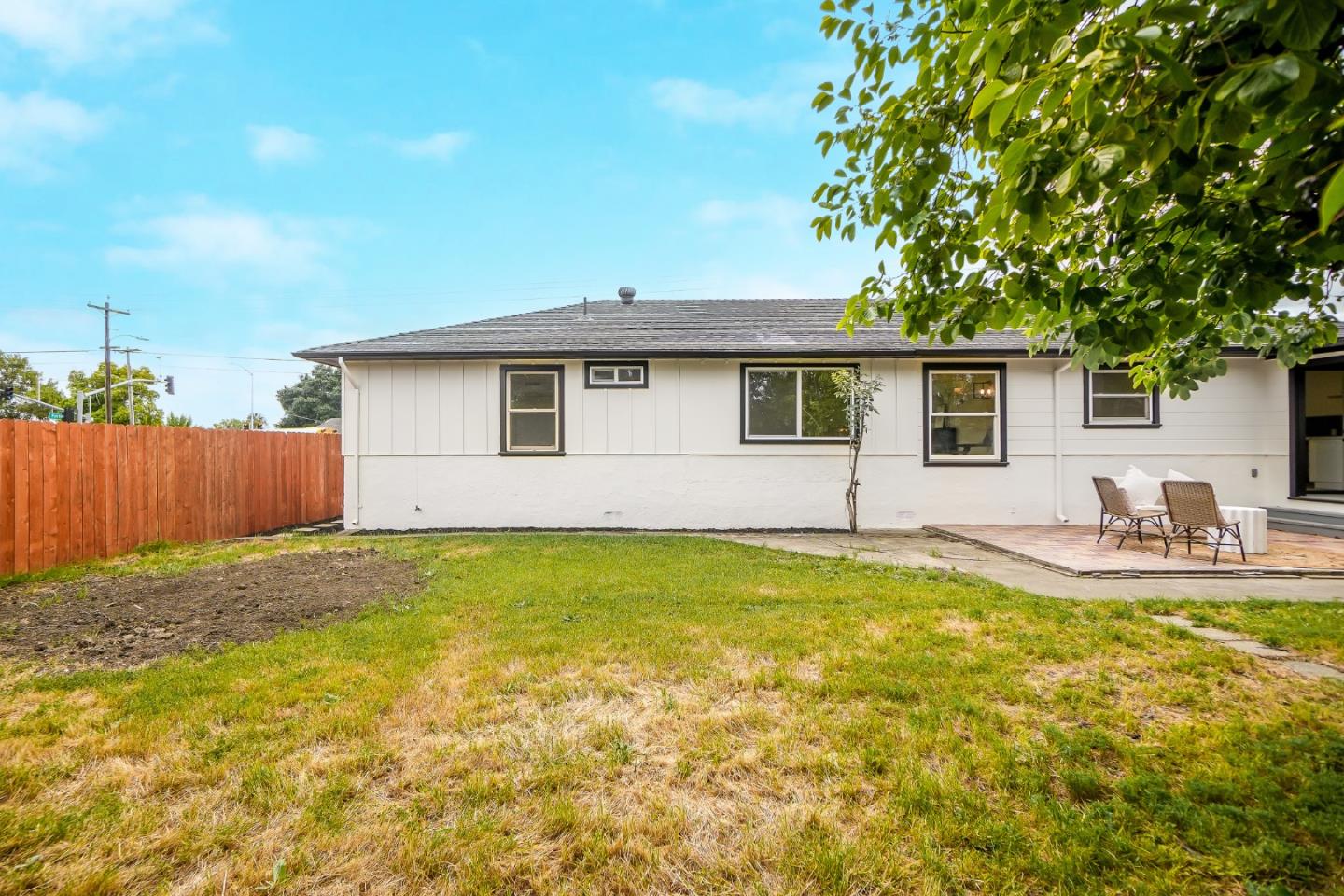 Detail Gallery Image 22 of 30 For 1000 Travis Blvd, Fairfield,  CA 94533 - 3 Beds | 2 Baths