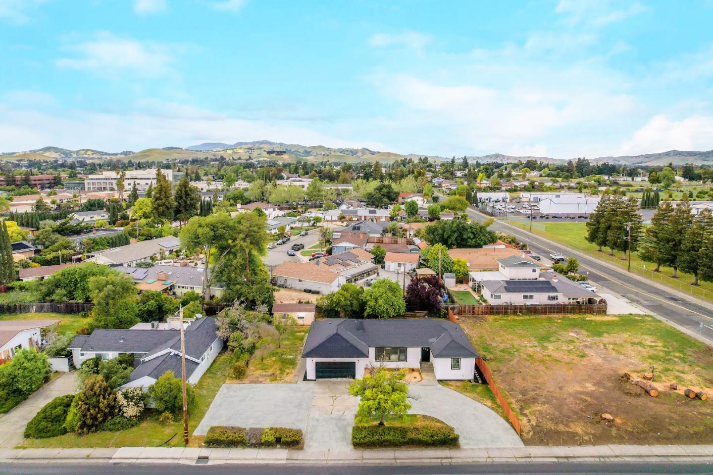 Detail Gallery Image 29 of 30 For 1000 Travis Blvd, Fairfield,  CA 94533 - 3 Beds | 2 Baths