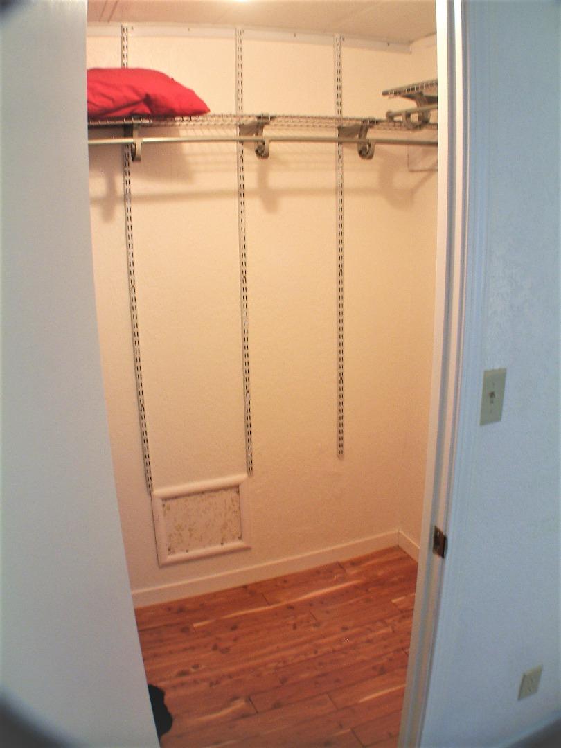 Detail Gallery Image 15 of 28 For 14685 Oka Rd #2,  Los Gatos,  CA 95032 - 2 Beds | 2 Baths