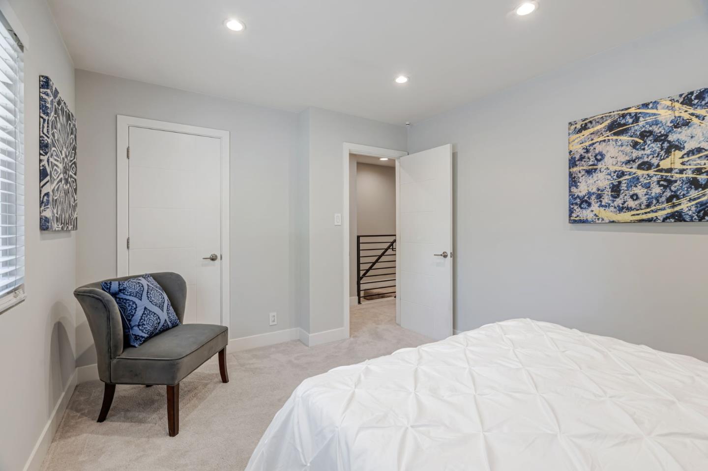 Detail Gallery Image 17 of 31 For 1368 Branham Ln #2,  San Jose,  CA 95118 - 2 Beds | 1 Baths