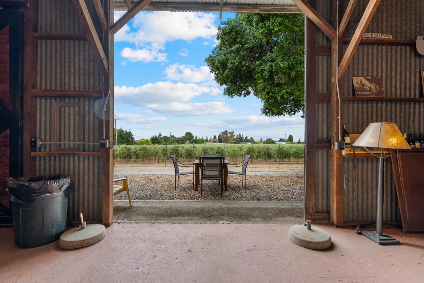 Detail Gallery Image 42 of 67 For 804 Comstock Rd, Hollister,  CA 95023 - 4 Beds | 2 Baths