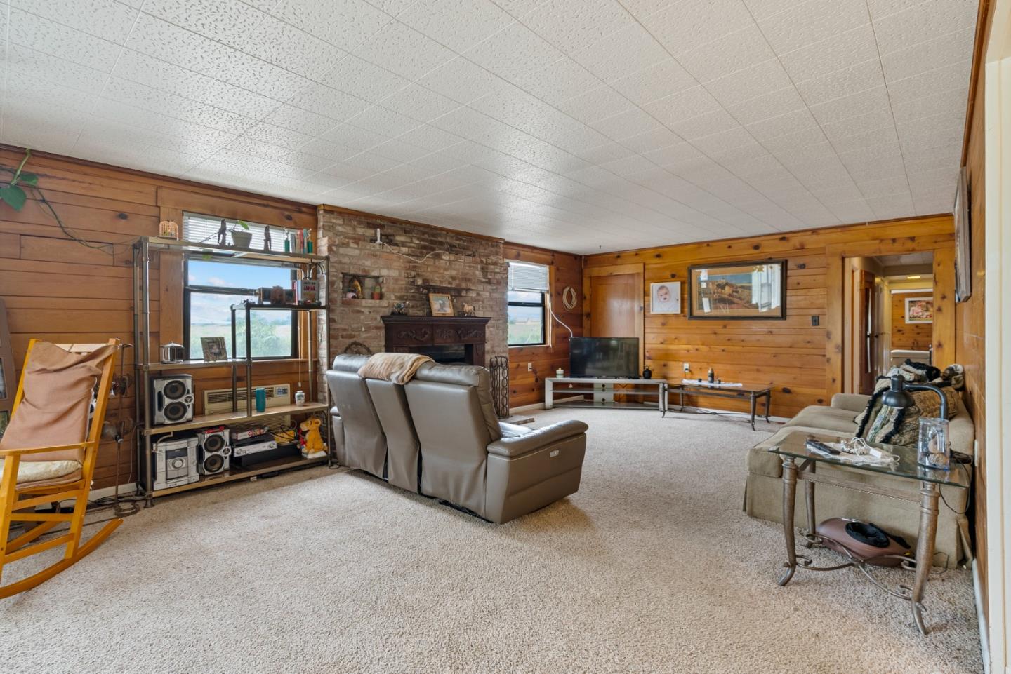 Detail Gallery Image 52 of 67 For 804 Comstock Rd, Hollister,  CA 95023 - 4 Beds | 2 Baths