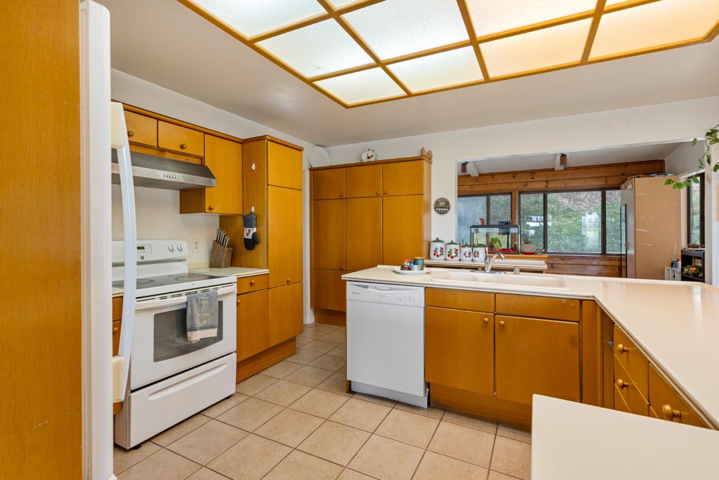 Detail Gallery Image 53 of 67 For 804 Comstock Rd, Hollister,  CA 95023 - 4 Beds | 2 Baths