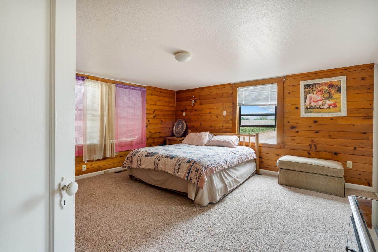 Detail Gallery Image 59 of 67 For 804 Comstock Rd, Hollister,  CA 95023 - 4 Beds | 2 Baths