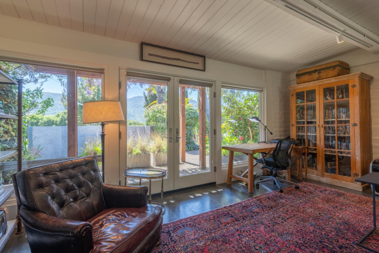 Detail Gallery Image 12 of 55 For 41 Lilac Ln, Carmel Valley,  CA 93924 - 3 Beds | 2/1 Baths