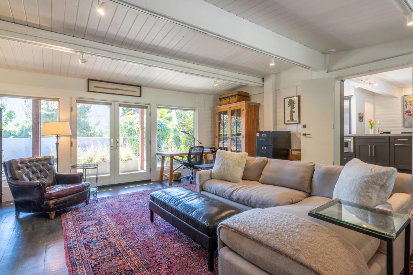 Detail Gallery Image 14 of 55 For 41 Lilac Ln, Carmel Valley,  CA 93924 - 3 Beds | 2/1 Baths