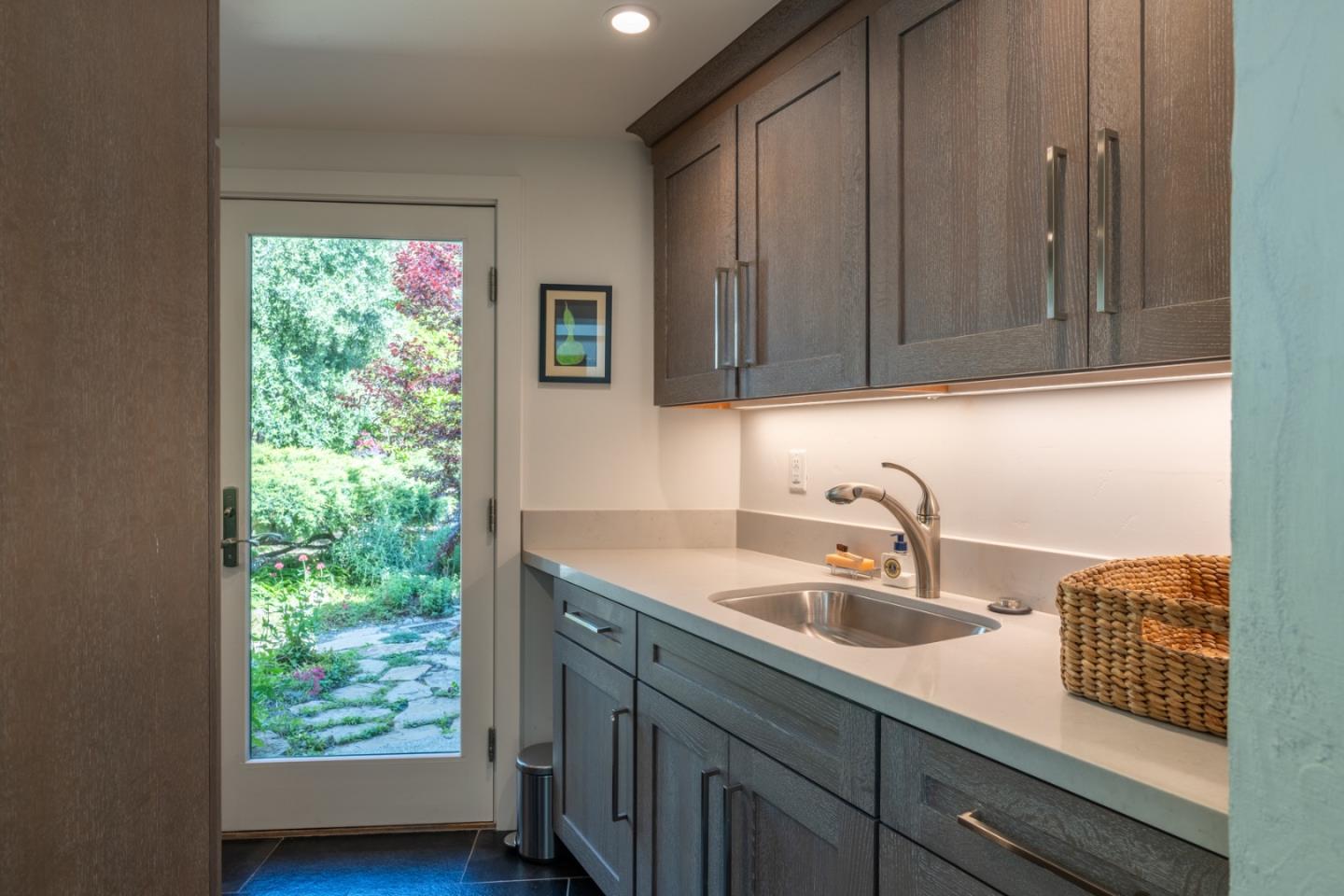 Detail Gallery Image 28 of 55 For 41 Lilac Ln, Carmel Valley,  CA 93924 - 3 Beds | 2/1 Baths
