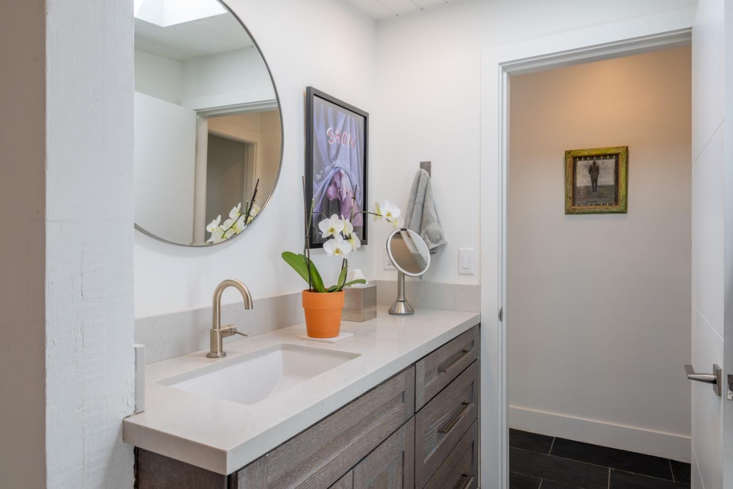 Detail Gallery Image 32 of 55 For 41 Lilac Ln, Carmel Valley,  CA 93924 - 3 Beds | 2/1 Baths