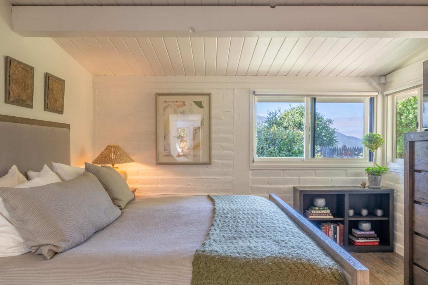 Detail Gallery Image 34 of 55 For 41 Lilac Ln, Carmel Valley,  CA 93924 - 3 Beds | 2/1 Baths