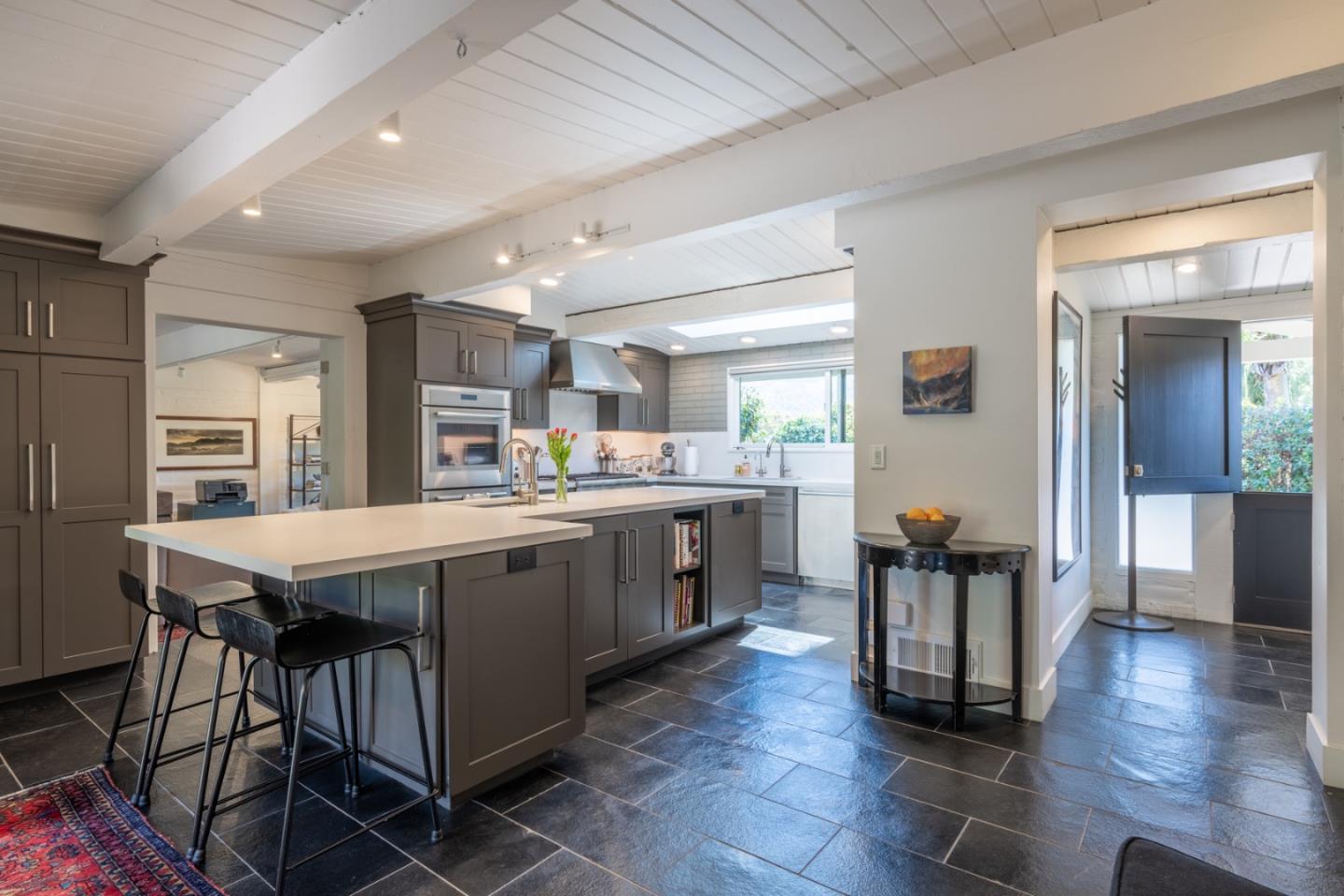 Detail Gallery Image 5 of 55 For 41 Lilac Ln, Carmel Valley,  CA 93924 - 3 Beds | 2/1 Baths