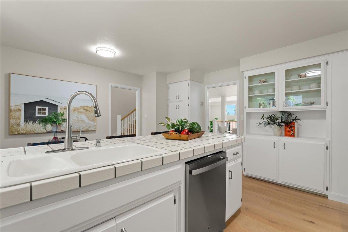 Detail Gallery Image 22 of 41 For 18400 Overlook Rd #63,  Los Gatos,  CA 95030 - 3 Beds | 2 Baths