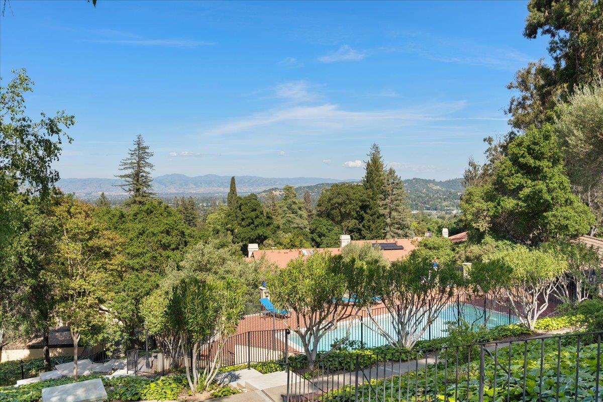 Detail Gallery Image 28 of 41 For 18400 Overlook Rd #63,  Los Gatos,  CA 95030 - 3 Beds | 2 Baths