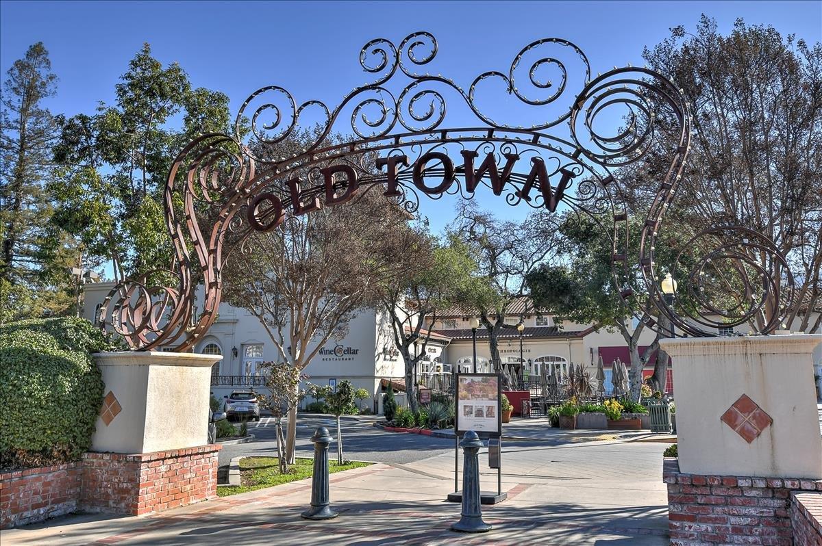 Detail Gallery Image 35 of 41 For 18400 Overlook Rd #63,  Los Gatos,  CA 95030 - 3 Beds | 2 Baths