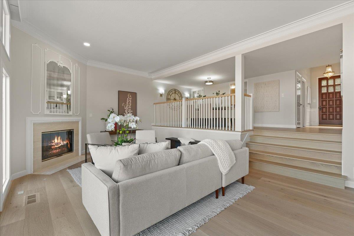 Detail Gallery Image 8 of 41 For 18400 Overlook Rd #63,  Los Gatos,  CA 95030 - 3 Beds | 2 Baths