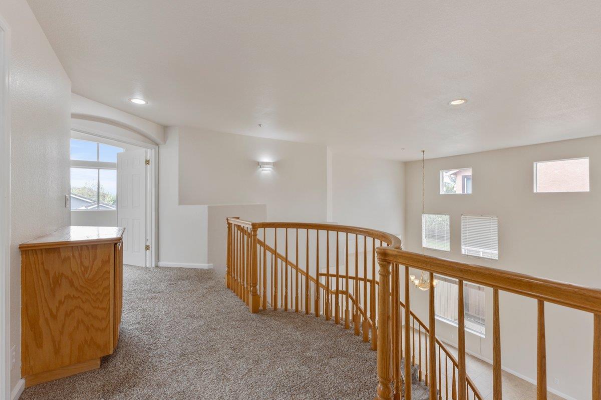 Detail Gallery Image 28 of 40 For 1033 Lewis St, Salinas,  CA 93906 - 5 Beds | 3 Baths