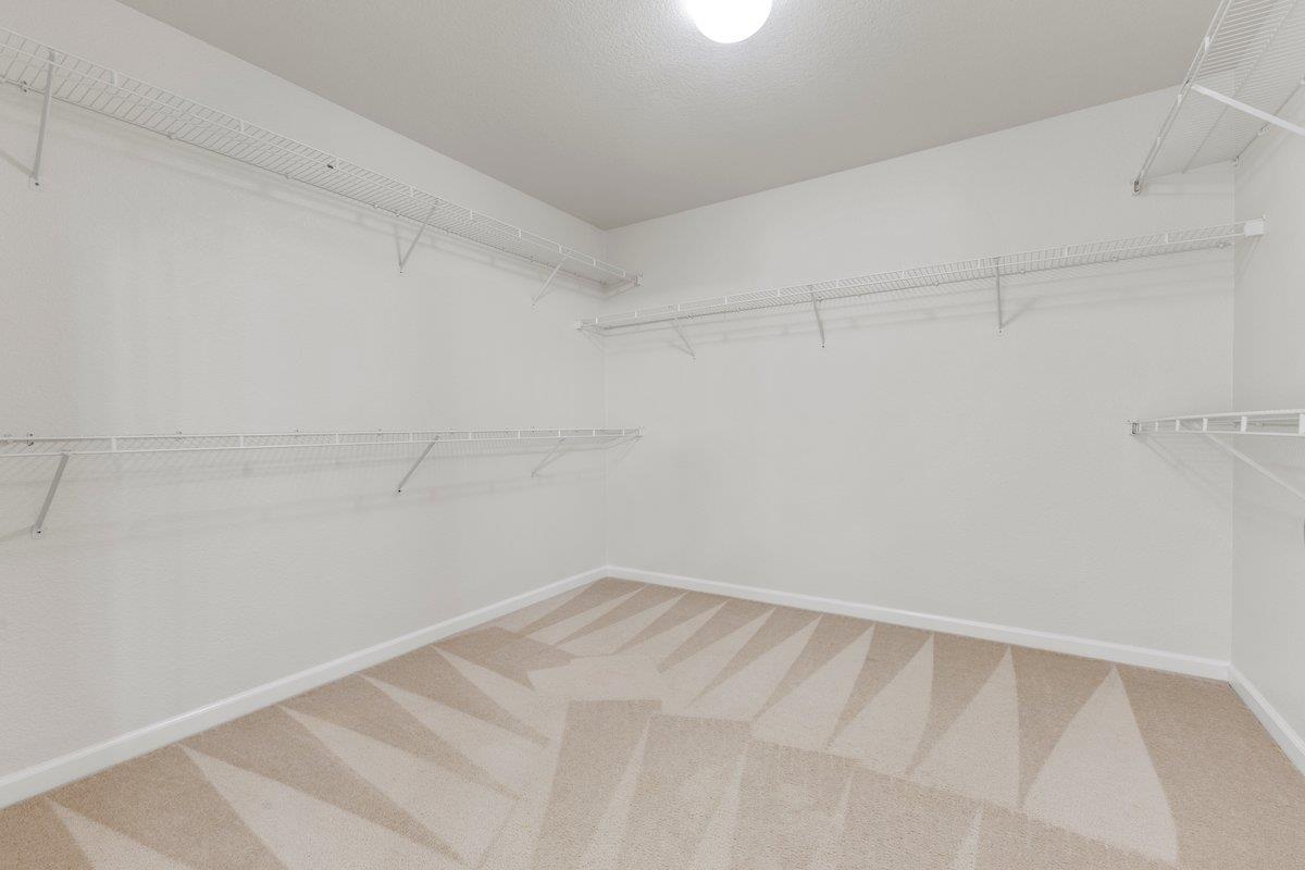 Detail Gallery Image 30 of 40 For 1033 Lewis St, Salinas,  CA 93906 - 5 Beds | 3 Baths