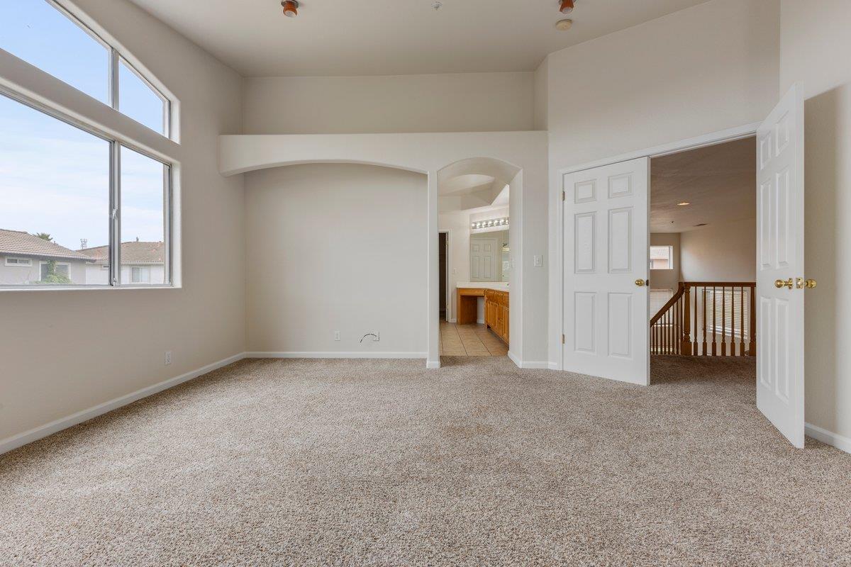 Detail Gallery Image 34 of 40 For 1033 Lewis St, Salinas,  CA 93906 - 5 Beds | 3 Baths