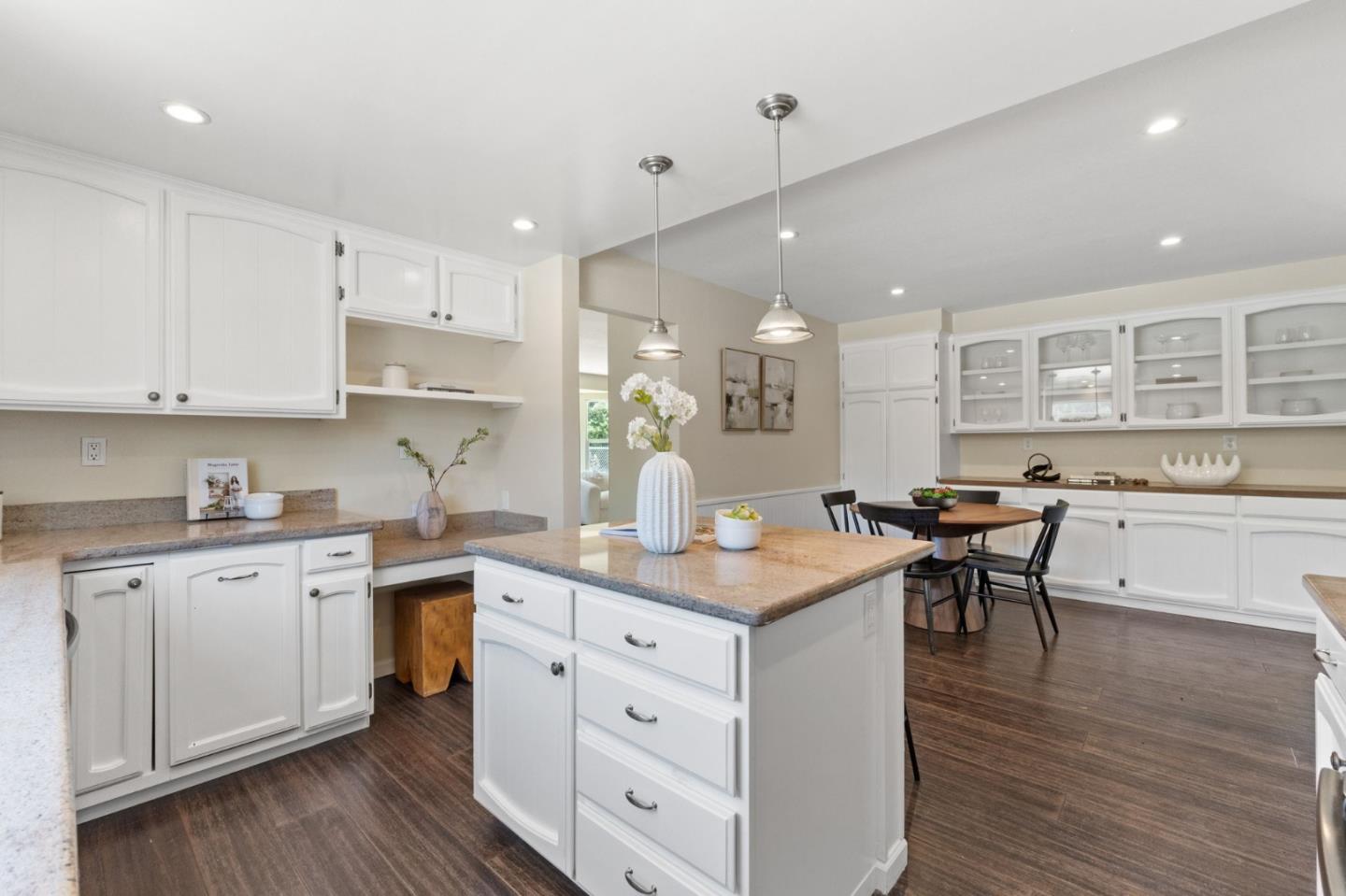 Detail Gallery Image 14 of 68 For 10980 New Ave, Gilroy,  CA 95020 - 5 Beds | 3/1 Baths