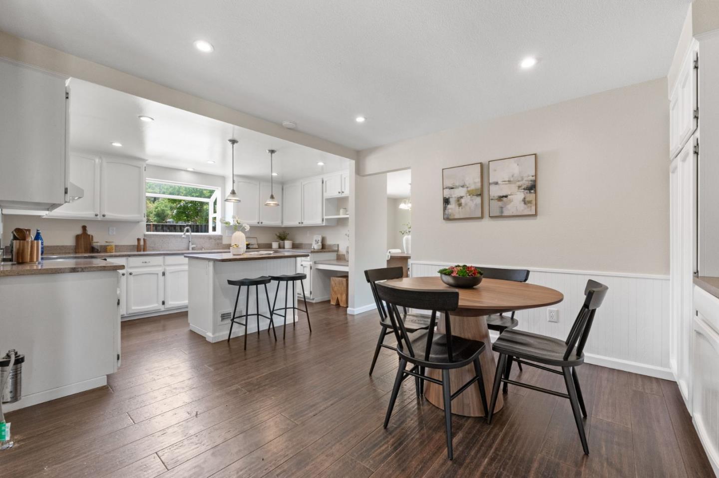 Detail Gallery Image 15 of 68 For 10980 New Ave, Gilroy,  CA 95020 - 5 Beds | 3/1 Baths