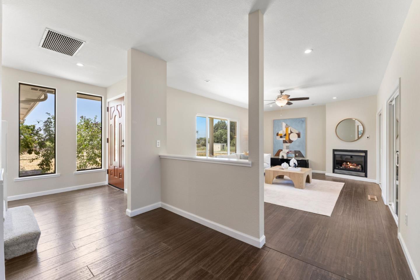 Detail Gallery Image 9 of 68 For 10980 New Ave, Gilroy,  CA 95020 - 5 Beds | 3/1 Baths