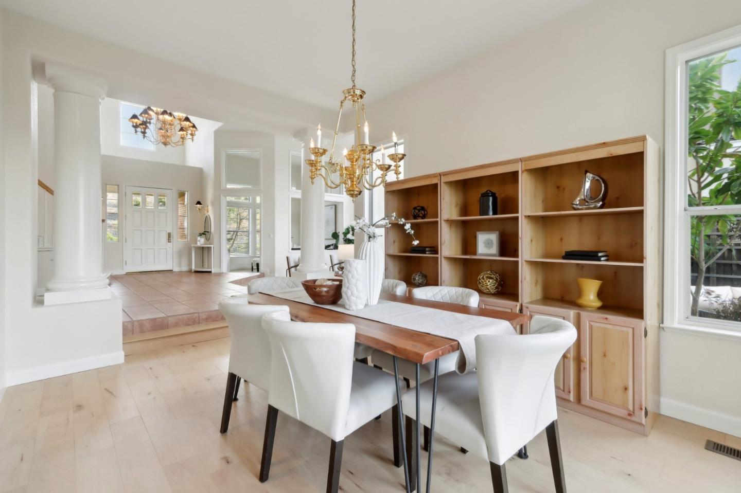 Detail Gallery Image 14 of 81 For 5777 Foligno Way, San Jose,  CA 95138 - 4 Beds | 4/1 Baths