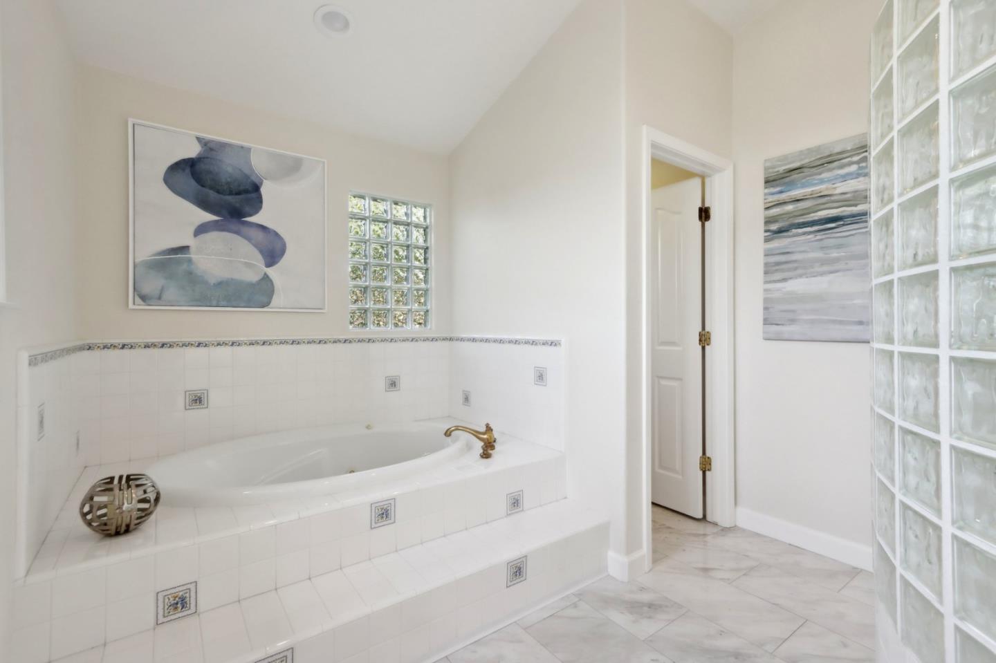 Detail Gallery Image 30 of 81 For 5777 Foligno Way, San Jose,  CA 95138 - 4 Beds | 4/1 Baths