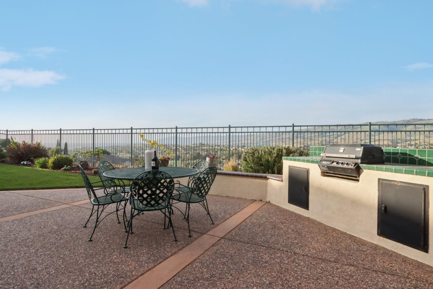 Detail Gallery Image 43 of 81 For 5777 Foligno Way, San Jose,  CA 95138 - 4 Beds | 4/1 Baths