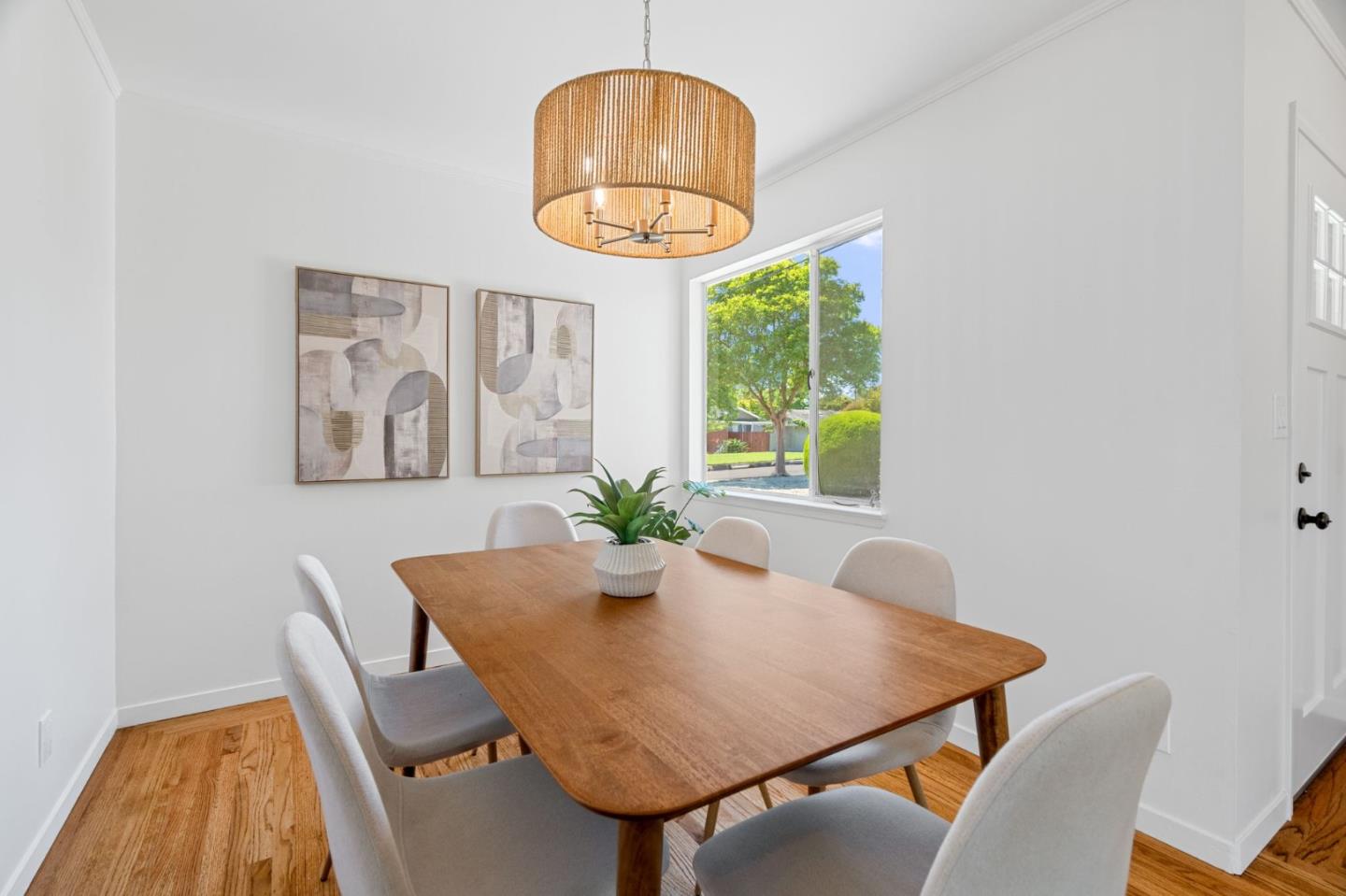 Detail Gallery Image 10 of 39 For 1105 W Mc Kinley Ave, Sunnyvale,  CA 94086 - 3 Beds | 1/1 Baths