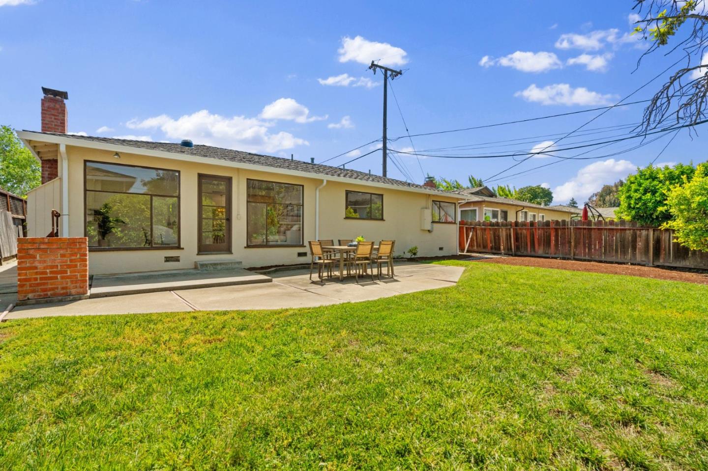 Detail Gallery Image 29 of 39 For 1105 W Mc Kinley Ave, Sunnyvale,  CA 94086 - 3 Beds | 1/1 Baths