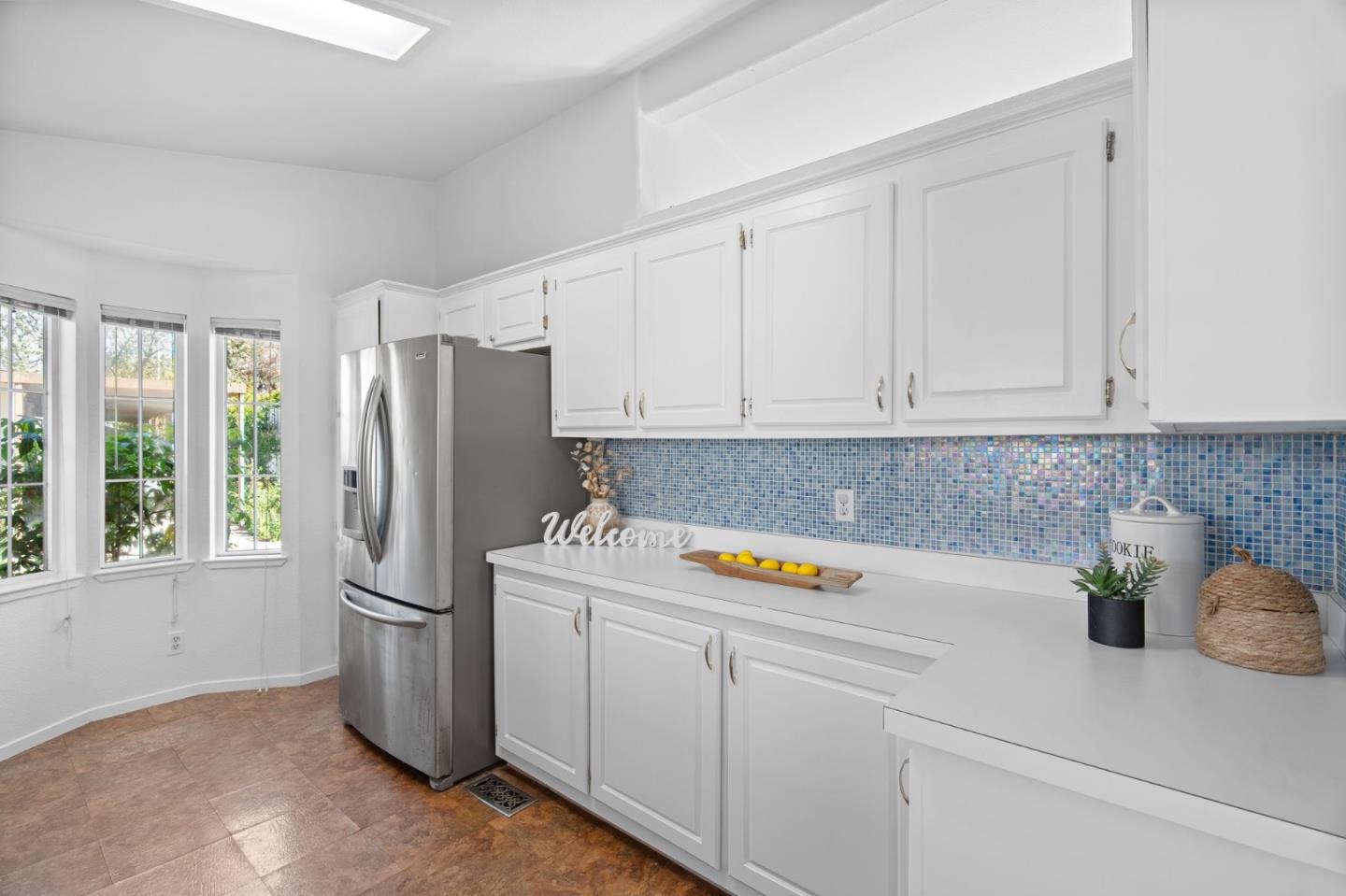 Detail Gallery Image 12 of 40 For 1220 Tasman Dr #168,  Sunnyvale,  CA 94089 - 3 Beds | 2 Baths