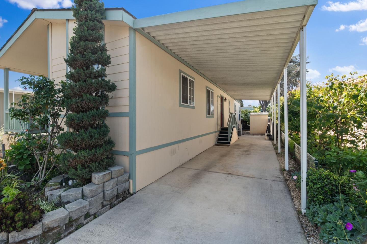 Detail Gallery Image 3 of 40 For 1220 Tasman Dr #168,  Sunnyvale,  CA 94089 - 3 Beds | 2 Baths
