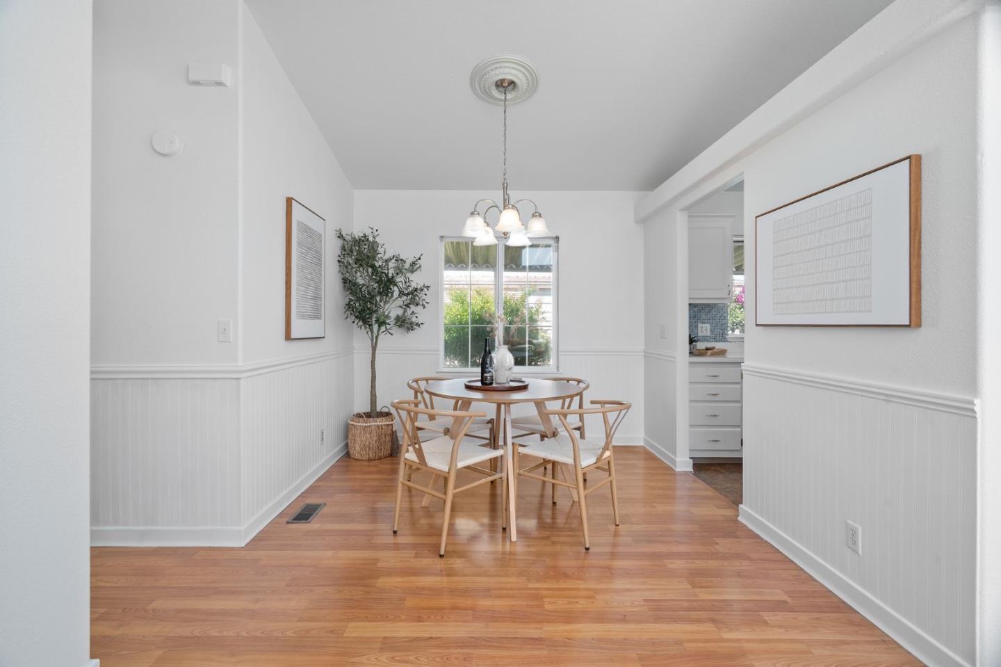 Detail Gallery Image 9 of 40 For 1220 Tasman Dr #168,  Sunnyvale,  CA 94089 - 3 Beds | 2 Baths