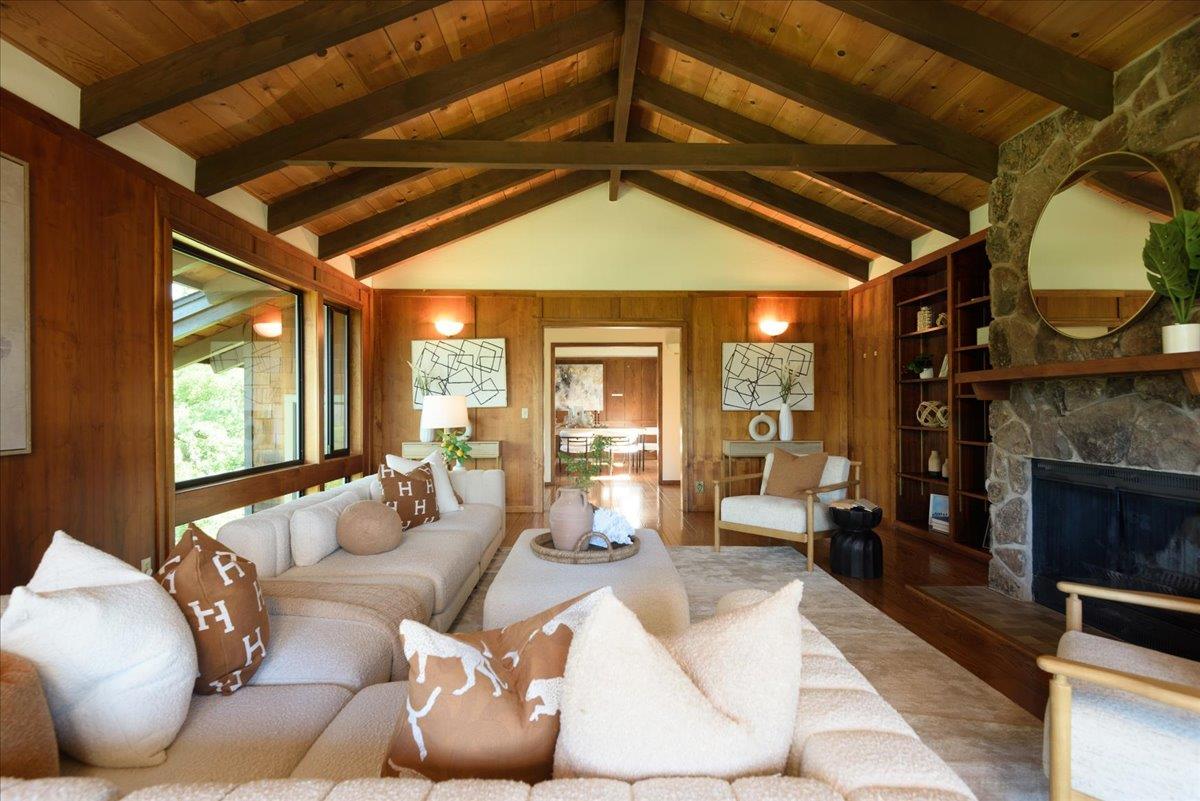 Detail Gallery Image 10 of 35 For 909 Westridge Dr, Portola Valley,  CA 94028 - 5 Beds | 3/1 Baths