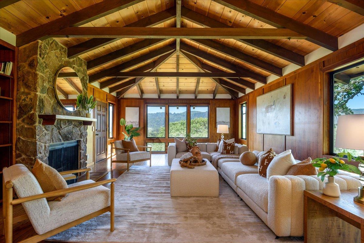 Detail Gallery Image 11 of 35 For 909 Westridge Dr, Portola Valley,  CA 94028 - 5 Beds | 3/1 Baths